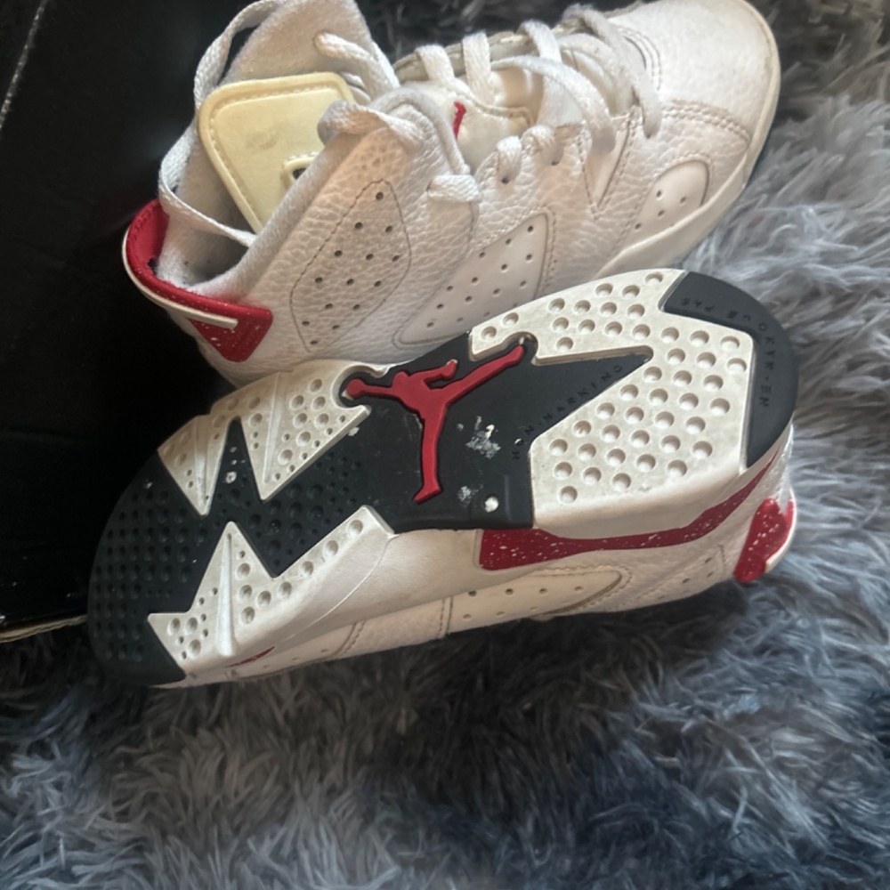 Jordan - Picture 2 of 2